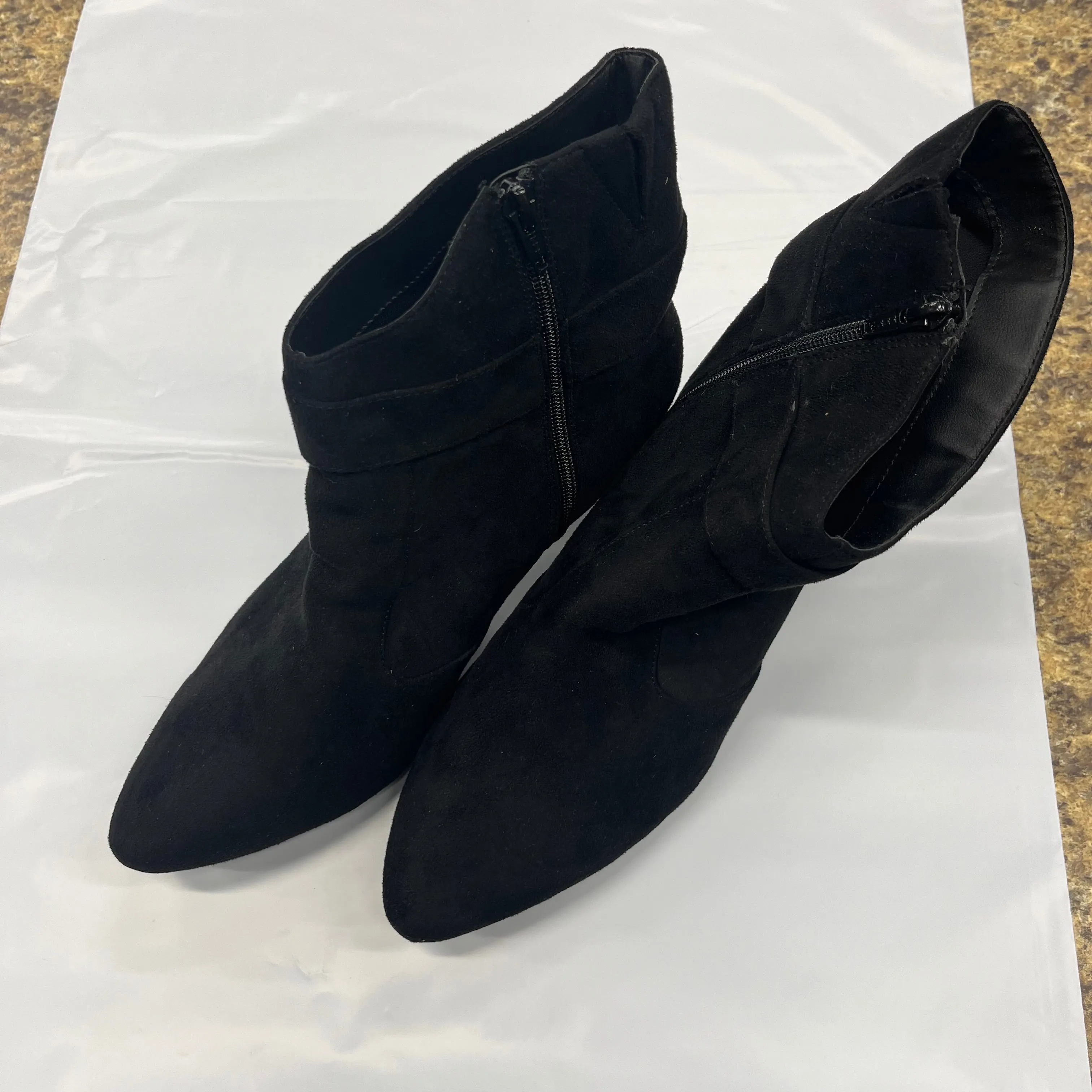 Black Boots Ankle Heels Comfortview, Size 12