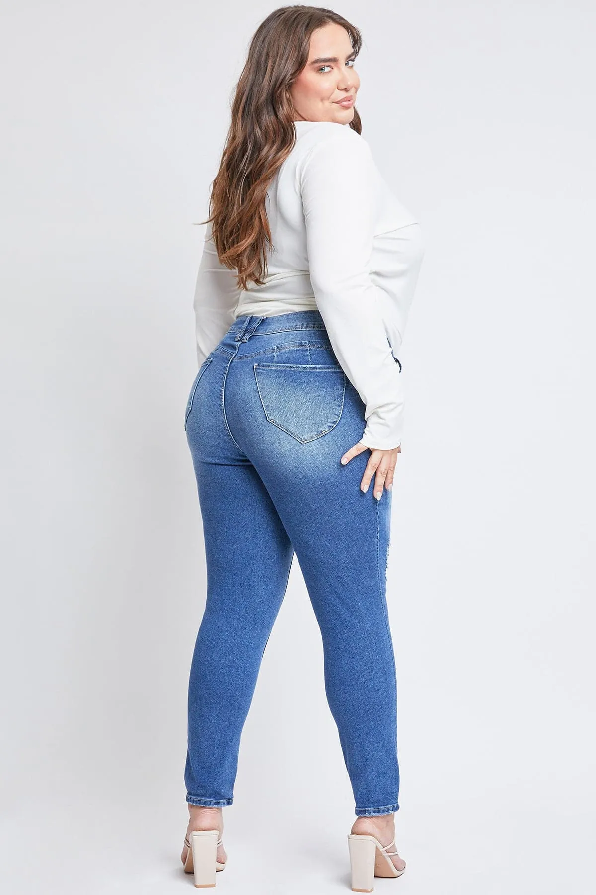 Women's Plus Size Sustainable WannaBettaButt Mid Rise Skinny Jeans