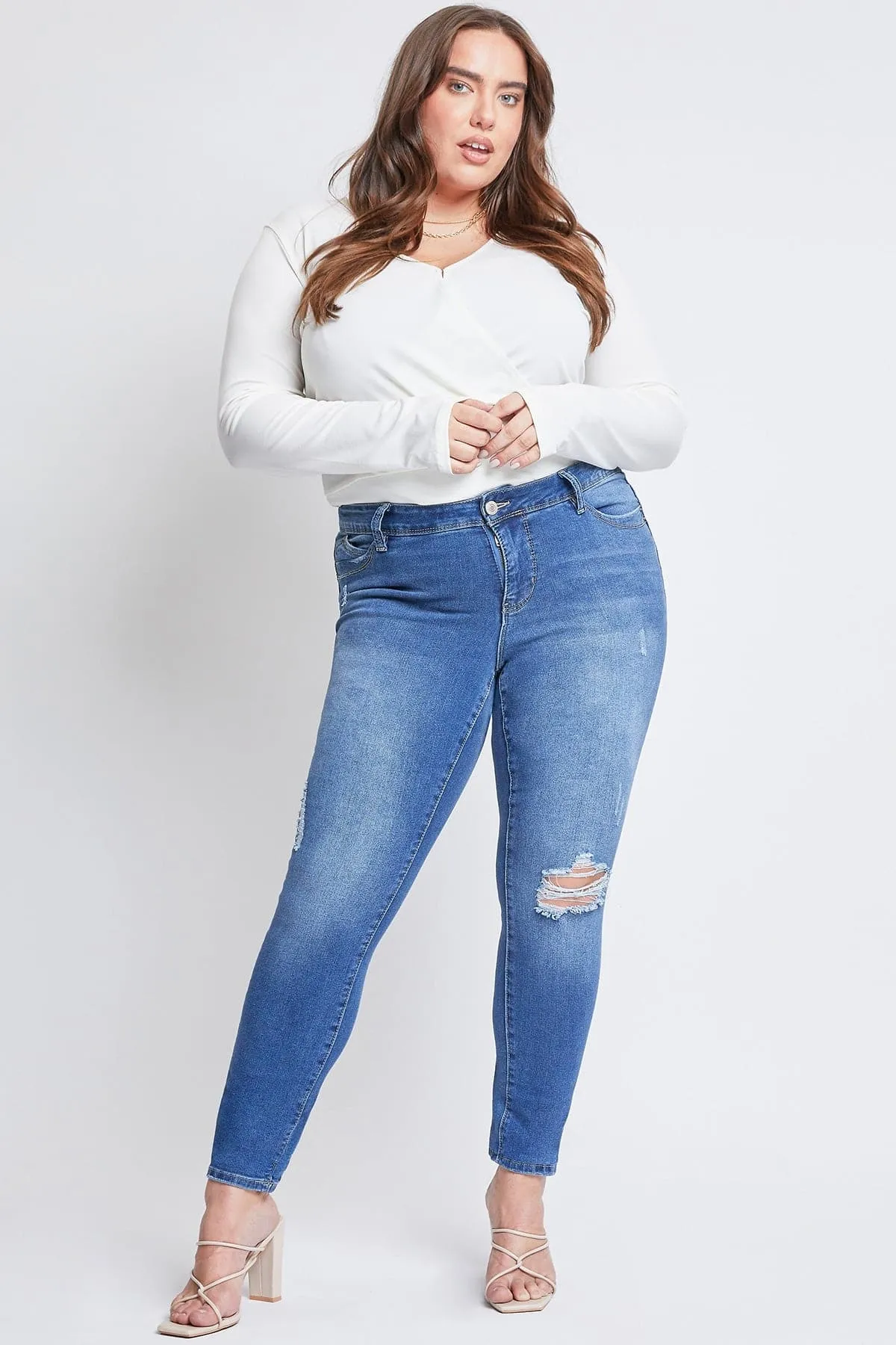 Women's Plus Size Sustainable WannaBettaButt Mid Rise Skinny Jeans